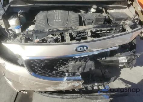 2016 Kia Sedona Lx z USA, uszkodzony, nr VIN KNDMB5C16G6101533